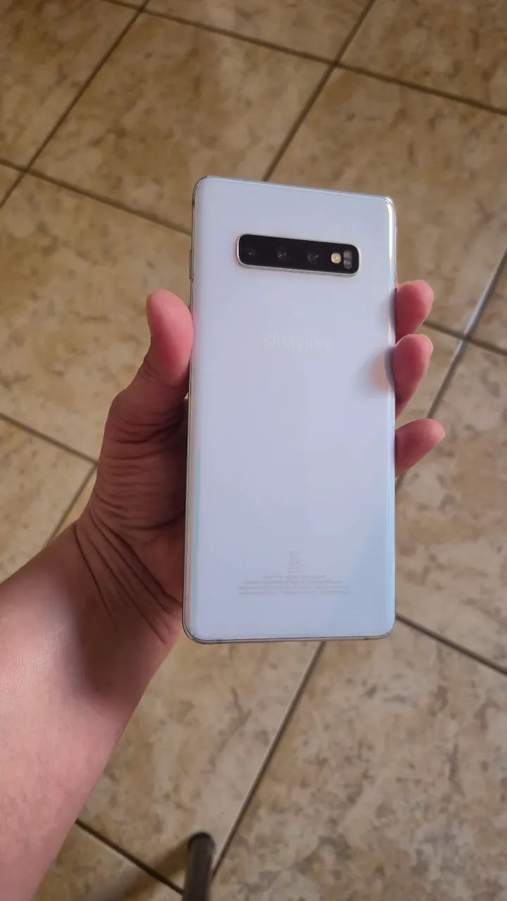 Celular Samsung S10 com valor excelente  - Foto 2