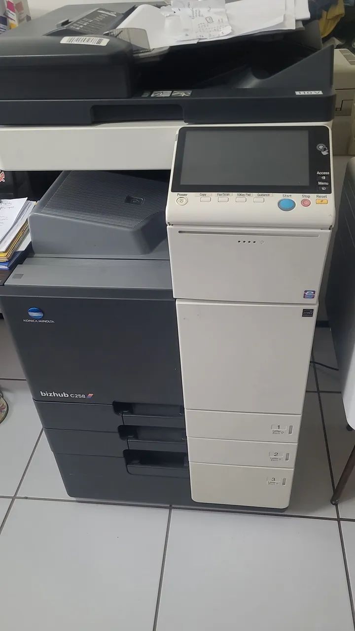 OPORTUNIDADE.  IMPRESSORA KONICA MINOLTA C258