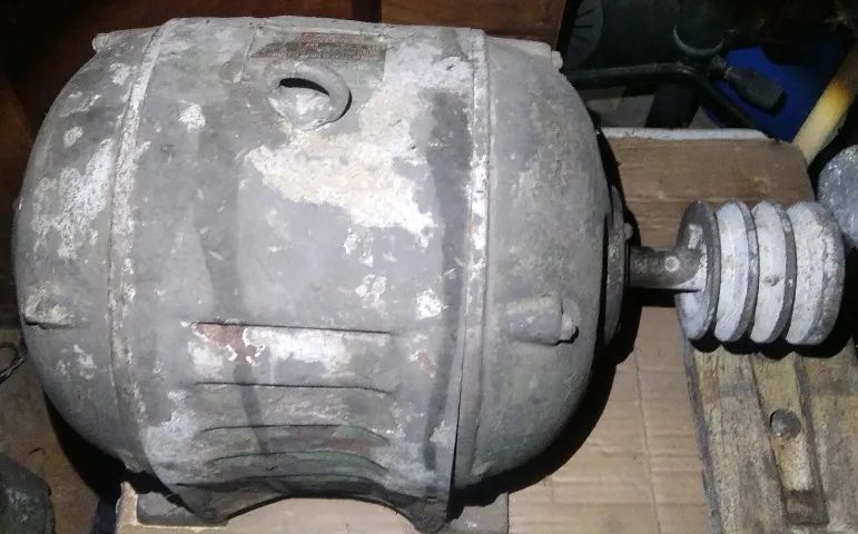 Motor Eletrico Trifasico 220v - Foto 3