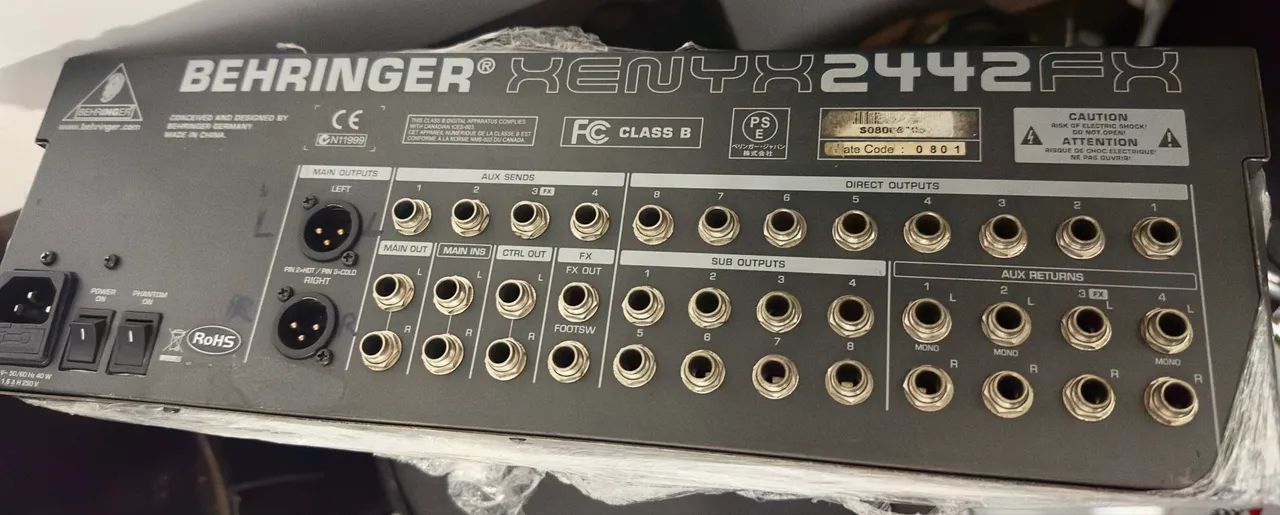 Mesa de som Behringer Xenix 2442 Fx  - Foto 4