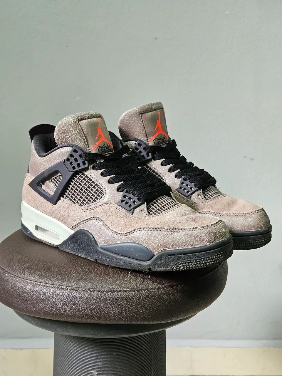 Air Jordan 4 Taupe Haze