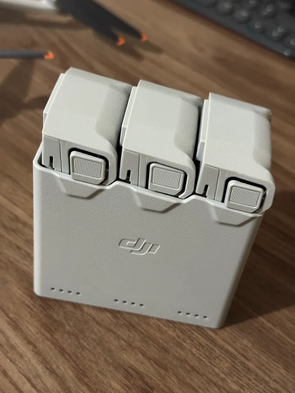 Drone DJI Mini 4 Pro Fly More Combo - Foto 2