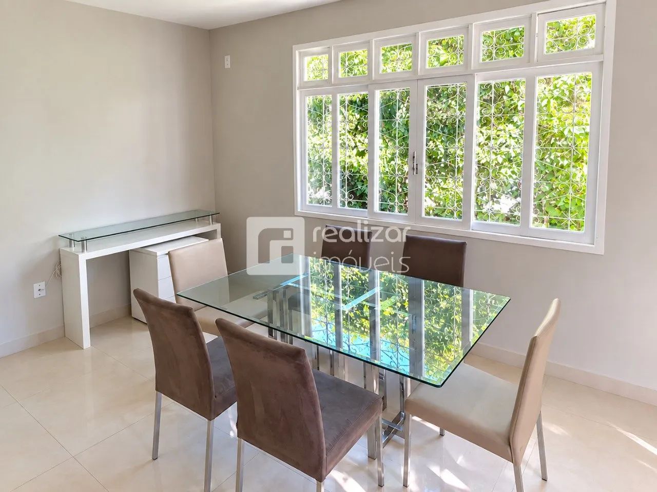Casa com 3 dormitórios, sendo 1 suíte, no Abraão - Foto 3