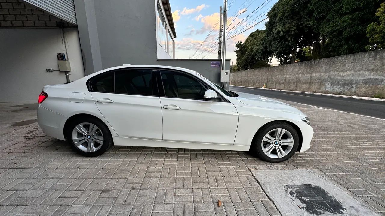 BMW 320I 320iA Modern/Sport TB 2.0/A.Flex/GP 4p 2018