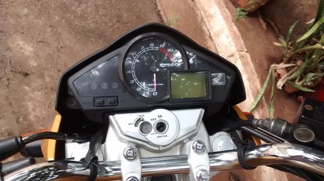 CB 300R 2010 - Foto 3
