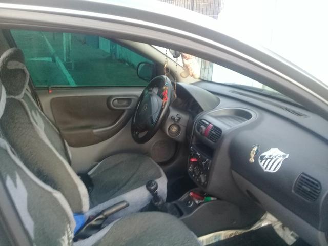 Corsa hatch 2003/2004 o mais novo da categoria - Foto 6