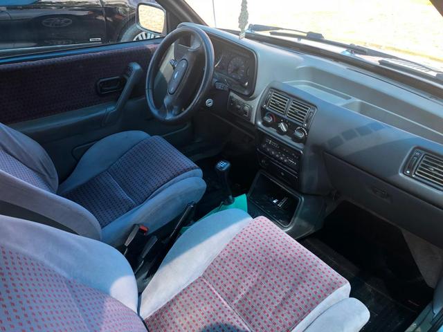 Vendo Escort XR3 de coleção, placa preta - Foto 14