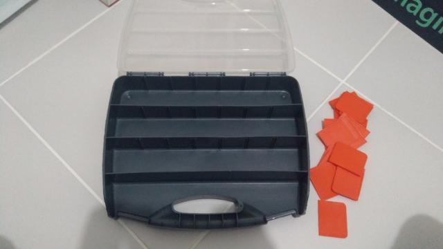 Kit de iscas artificiais no estojo - Foto 3