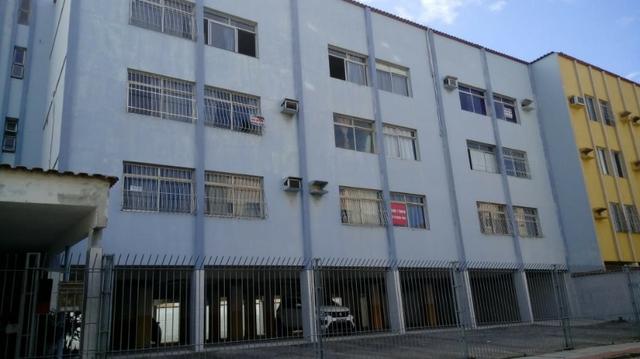 Vd apart 1 qrt a 5 minutos da praia em Jacaraipe: area nobre centrão:
