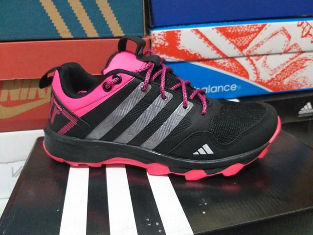 Adidas Kanadia n36 novo sem uso