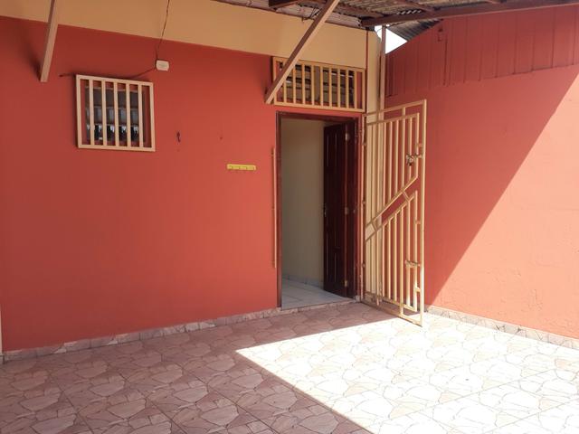 ALUGUEL | Casa no Centro à poucos metros da orla - Foto 7