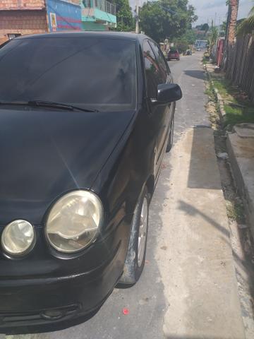 Polo 2006 , vendo ou troco baixei o preço pra vender logo