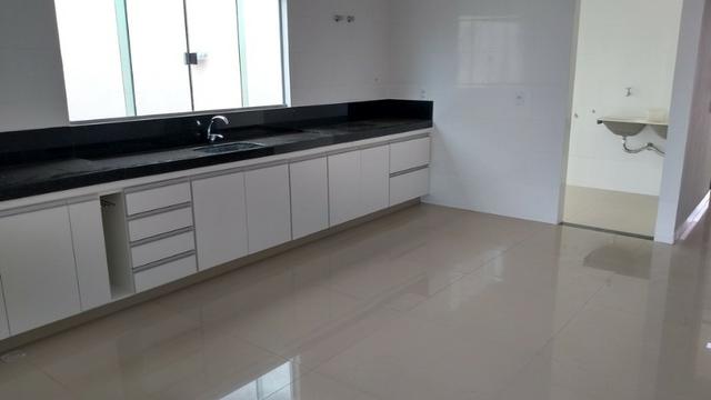 Samuel Pereira oferece: Casa Escriturada Nova Moderna Financia F G T S 3 Suites CABV - Foto 6