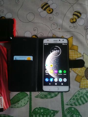 Moto Z2 Troco por Iphone ou Moto elétrica com débito para assumir - Foto 4