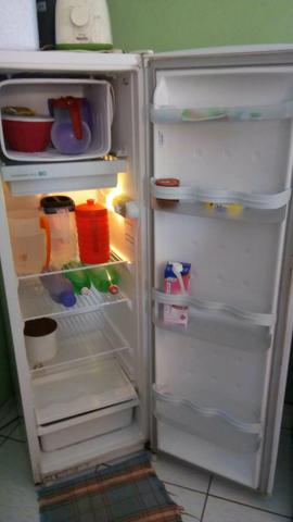 Vendo geladeira