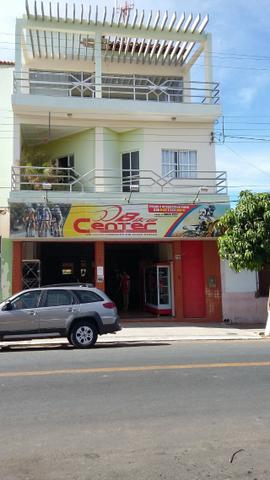 Vendo prédio comercial e residencial