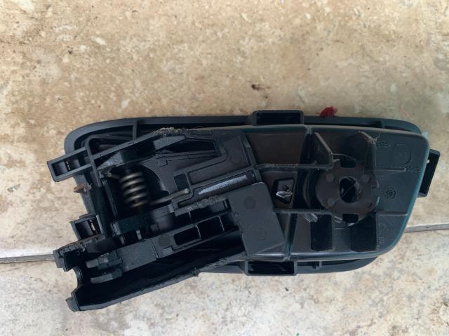 Maçaneta interna porta tras ford new fiesta original - Foto 4