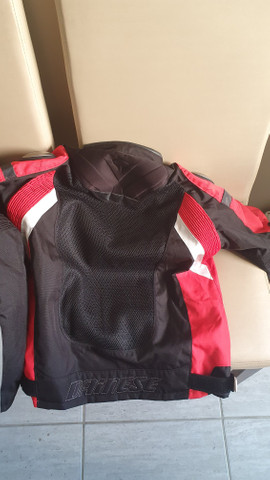 jaqueta dainese verão