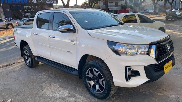 TOYOTA/ HILUX 2.7 SRV COMPLETA 2016/2017 SIMONE *