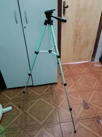 Tripé para câmeras fotográficas e celulares  - Foto 2