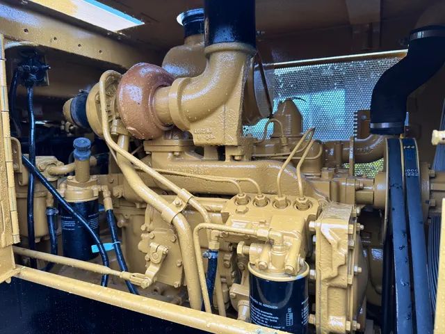 Vendo Pa carregadeira Caterpillar modelo 930T ano 1994 - Foto 4