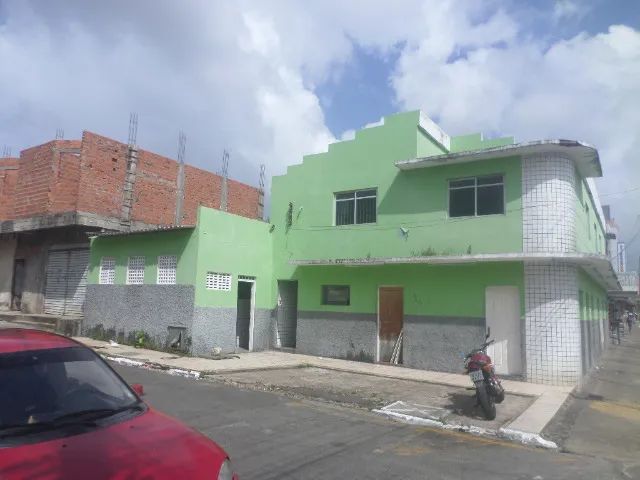 Isaías Imóveis Aluga Salão comercial no São Francisco - Avenida Castelo Branco