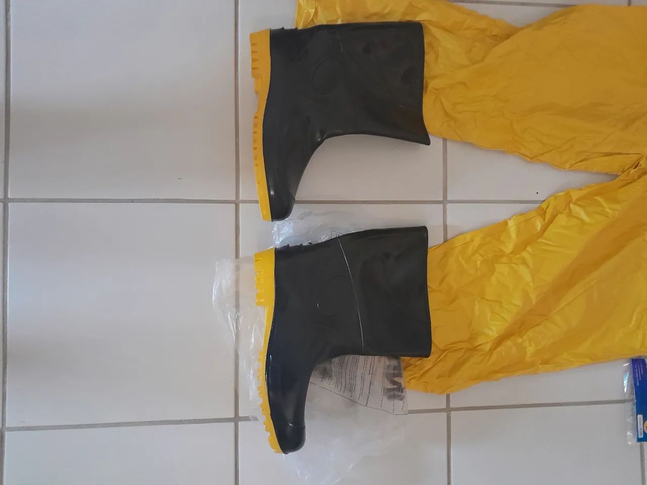 Macacão de proteção completo - ideal para trabalhos perigosos! - Foto 5