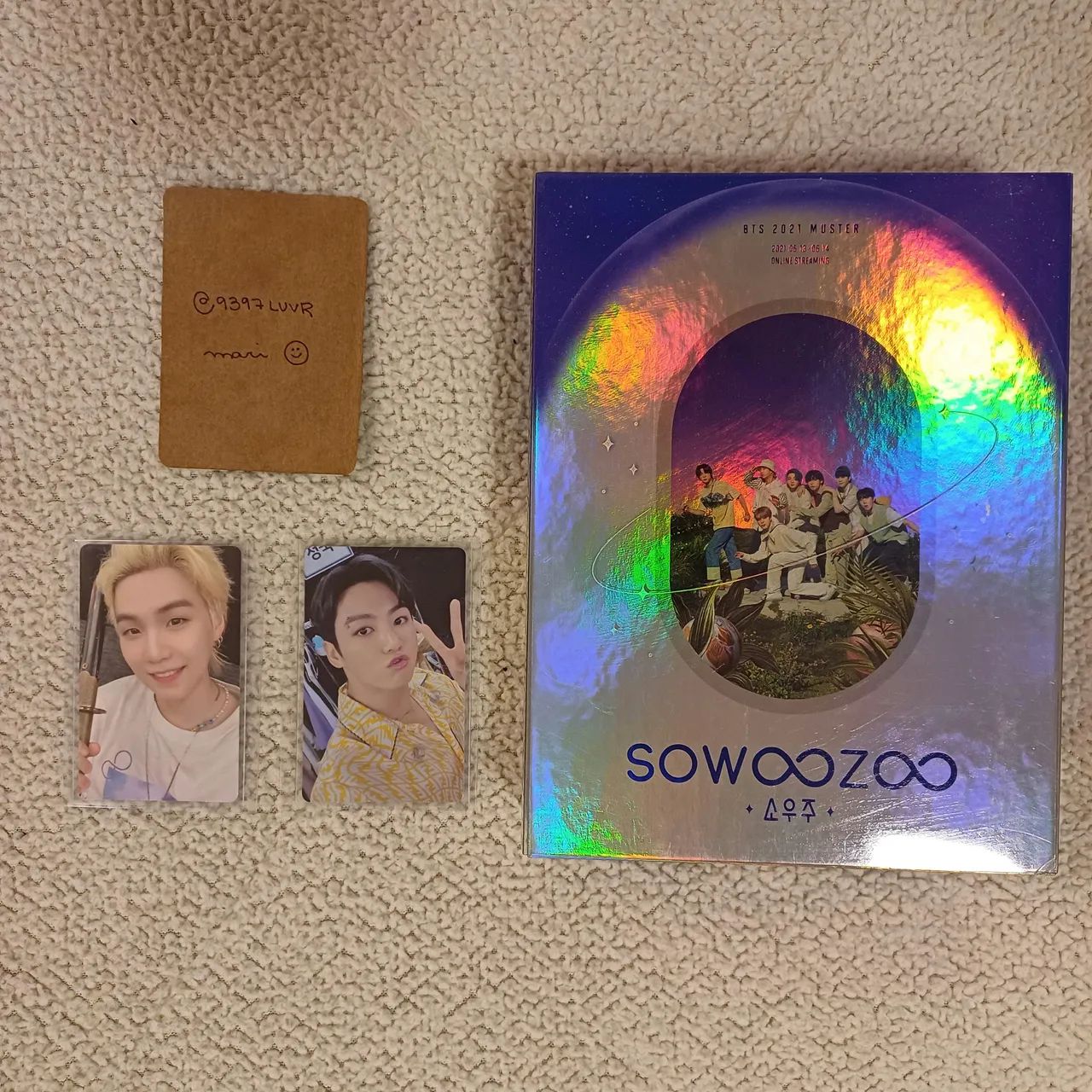 Kpop BTS Bluray SOWOZOO com Photocards Jungkook e Yoongi