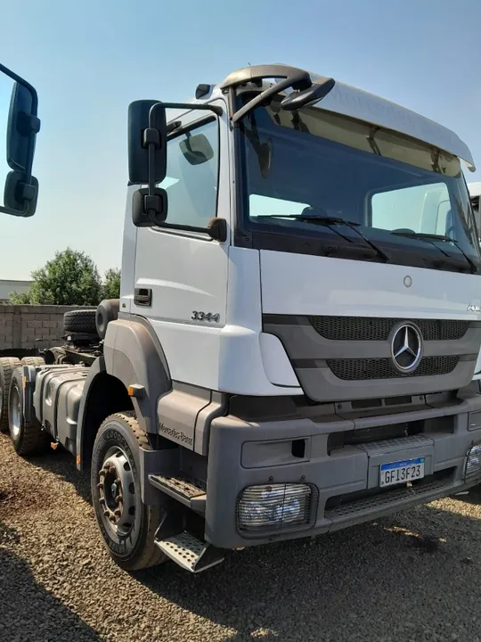 MB AXOR 3344 ANO 2020 Único dono
