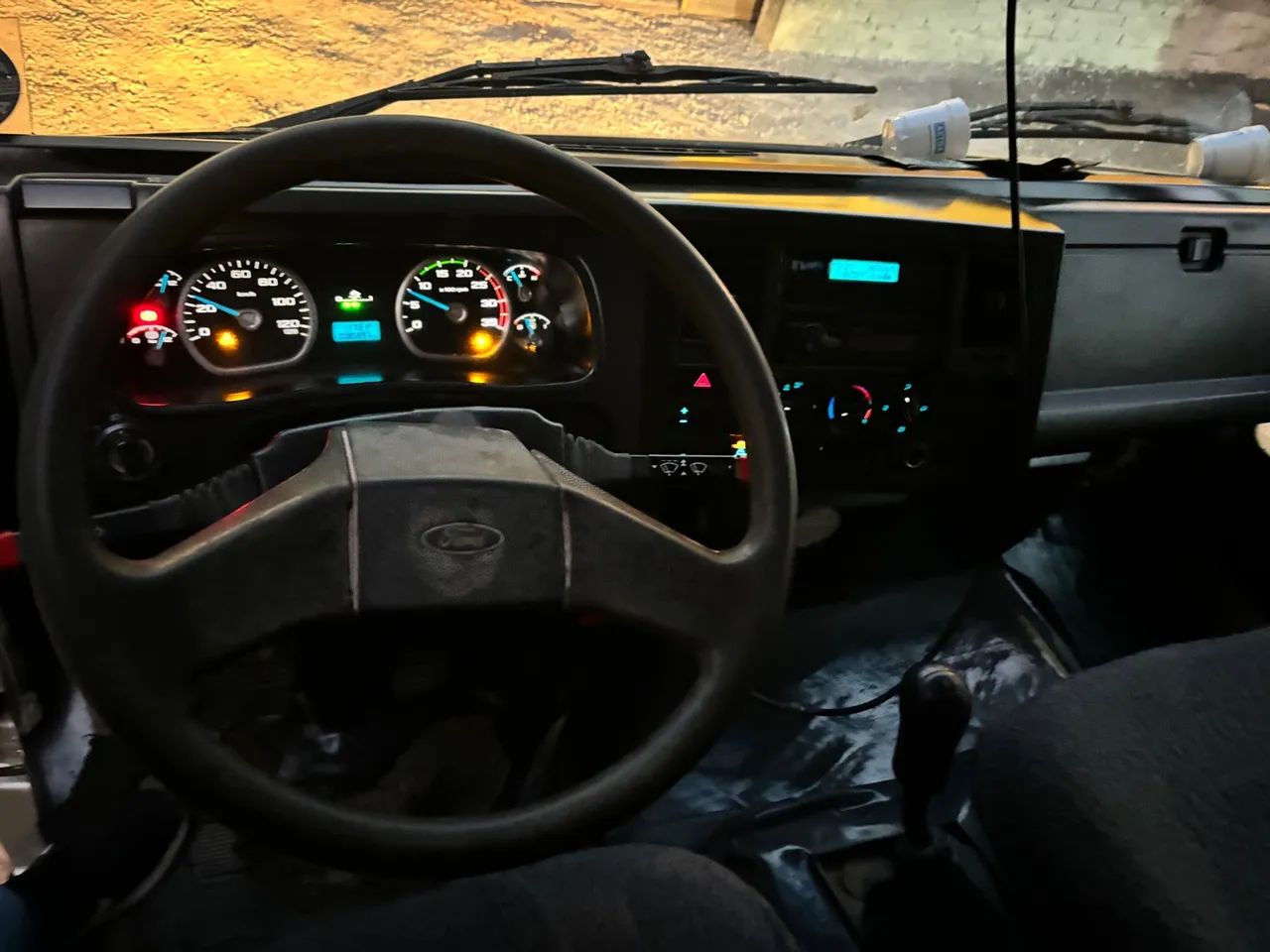 Cargo 816 ano 2013 - Foto 9