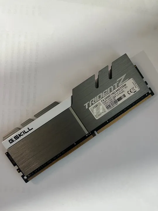 Memória DDR4 16gb GSKILL