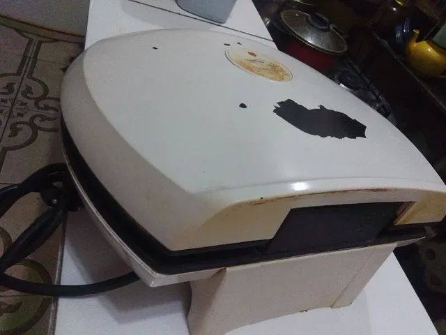 Assadeira eletrônica 110 Wts tá ok 