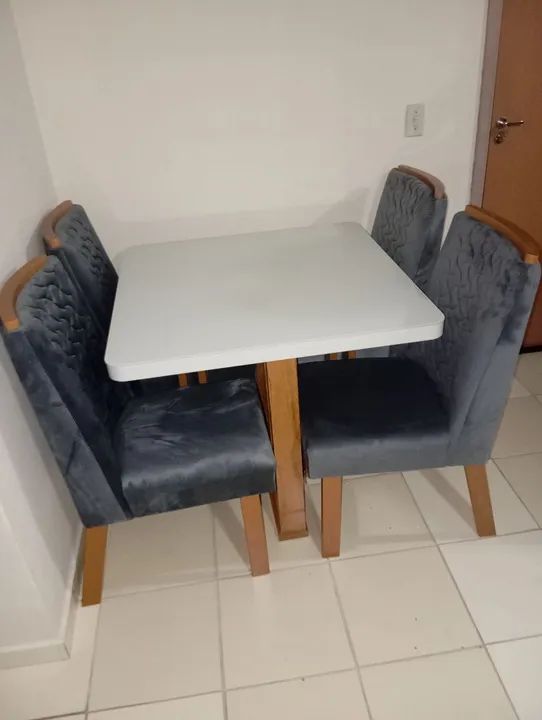 Mesa de jantar 4 lugares New Tamara MDF 