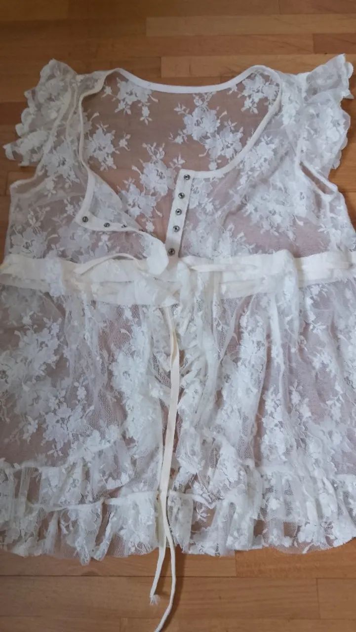 Batinha em renda branca com laços e babados linda!!! - Foto 5