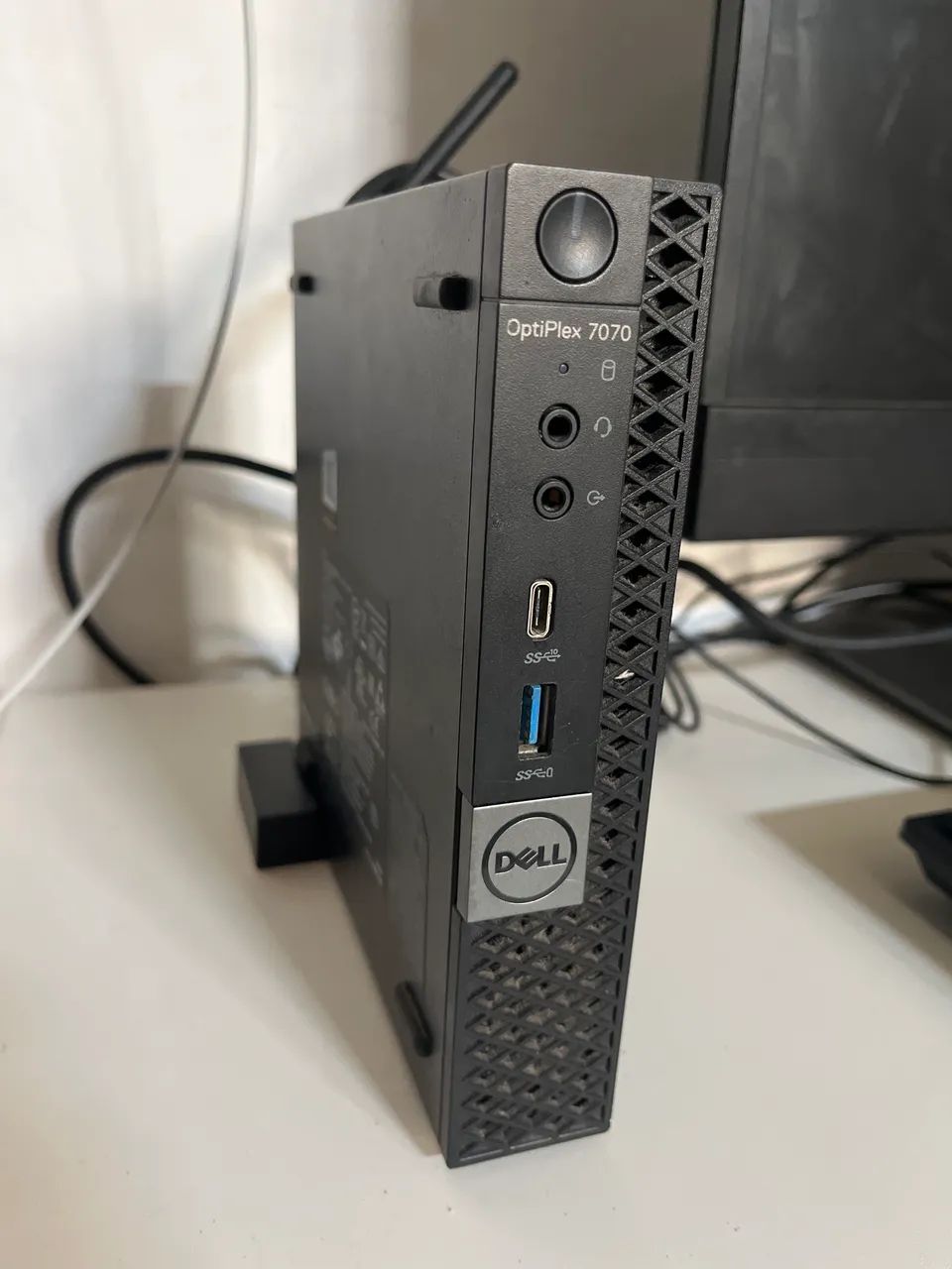 VENDO COMPUTADOR DELL acompanha escrivaninha  - Foto 2