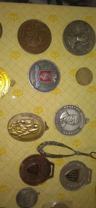 Coleção de medalhas antigas diversas - Foto 4