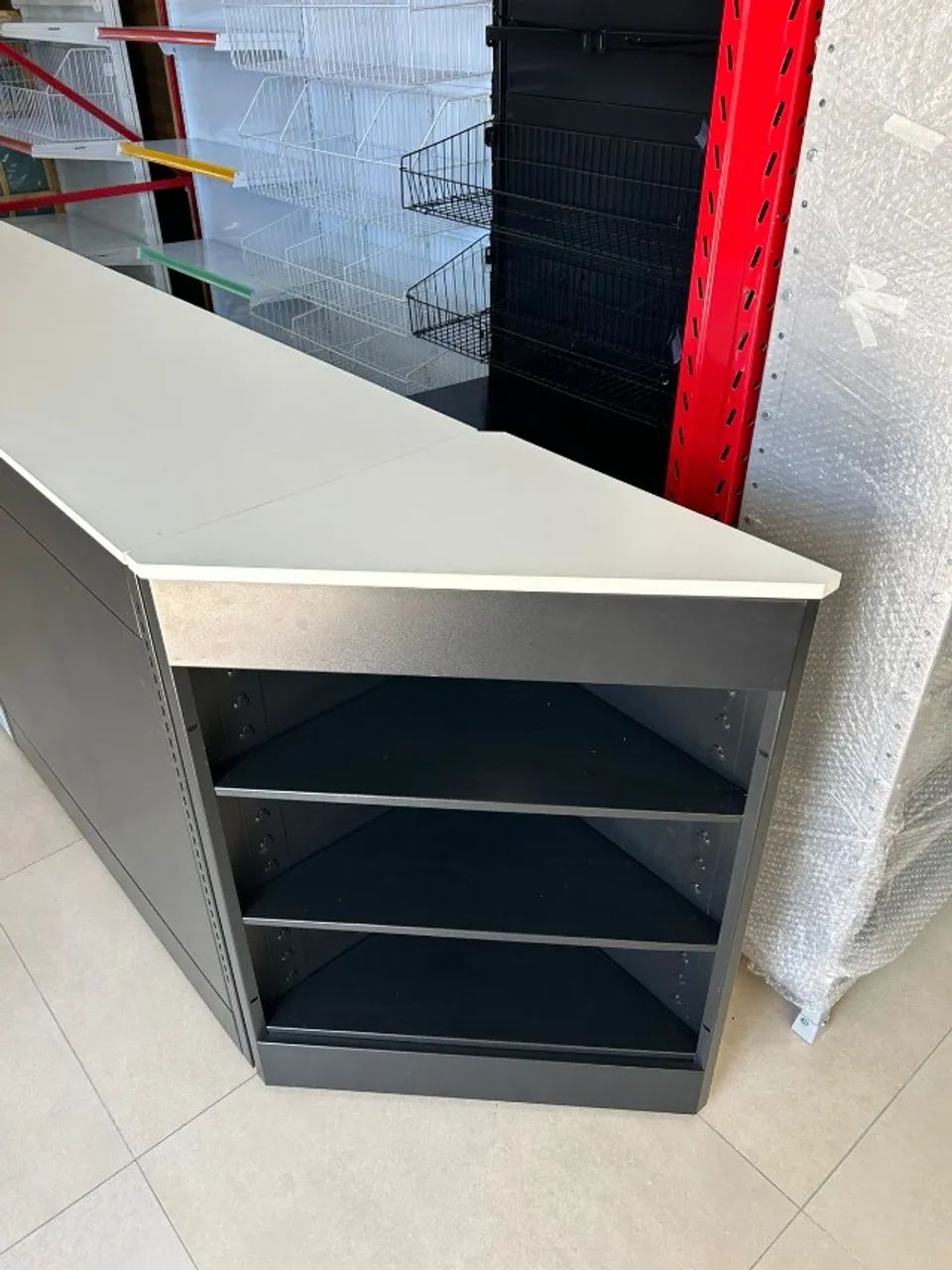 Balcão de aço para atendimento e recepção - Foto 4