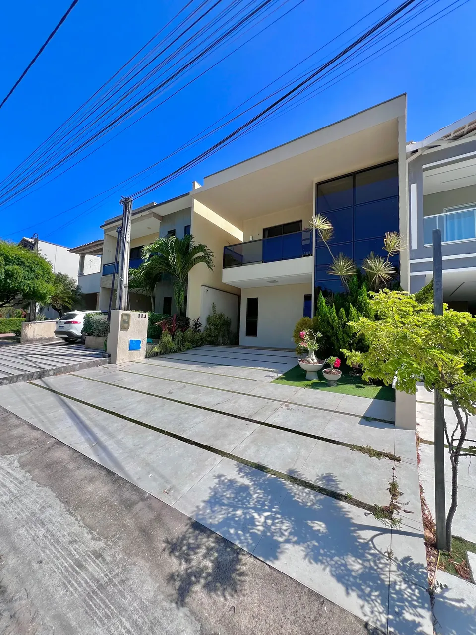 Imóvel para venda possui 230 metros quadrados com 4 quartos em Cajazeiras - Fortaleza - CE