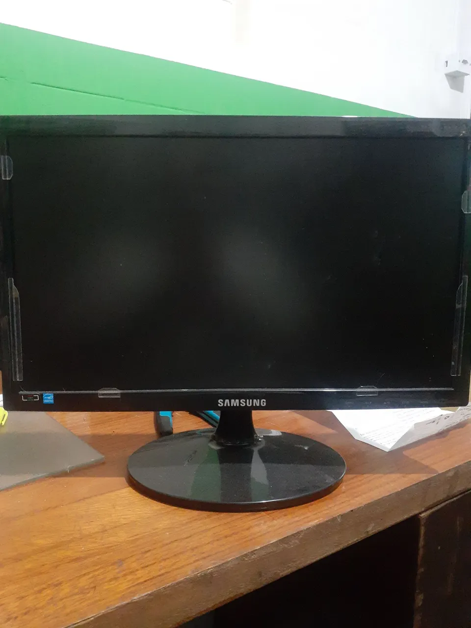 Samsung syncmaster S19B300
