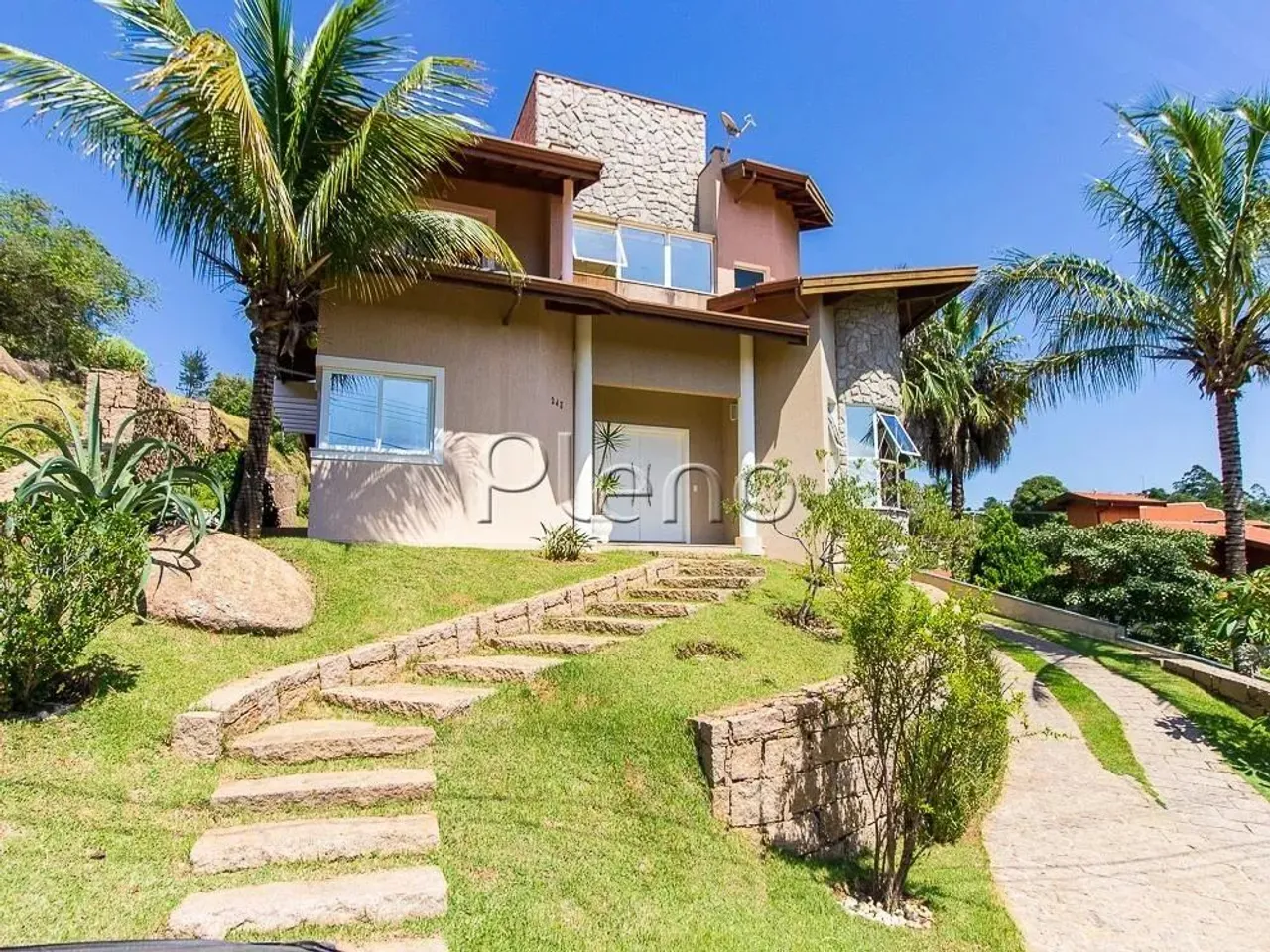 Casa à venda no Residencial Moinho de Vento, 4 quartos - Valinhos.