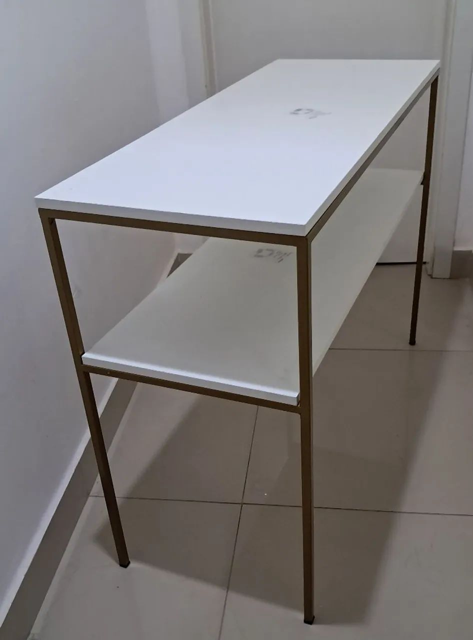 Vendo mesa em metalon e mdf  - Foto 4