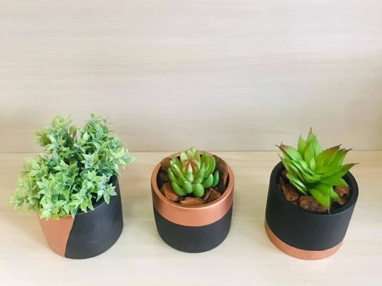 Plantas Decorativas Artificiais com Vasos Estilosos - Prontas pra Decorar - Foto 5
