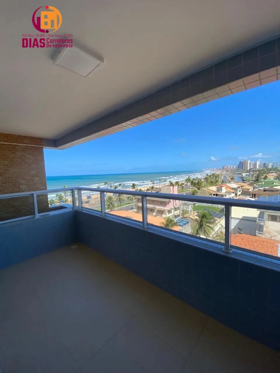 Alugo Apartamento com 65m2 com armários e ar, varanda panorâmica para mar. 2/4.2 vagas- Pi