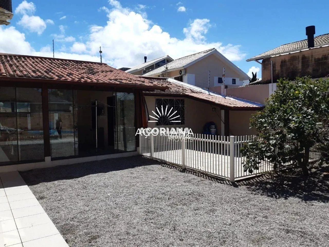 Casa 4 dormitórios para alugar Campeche Florianópolis/SC - Foto 8