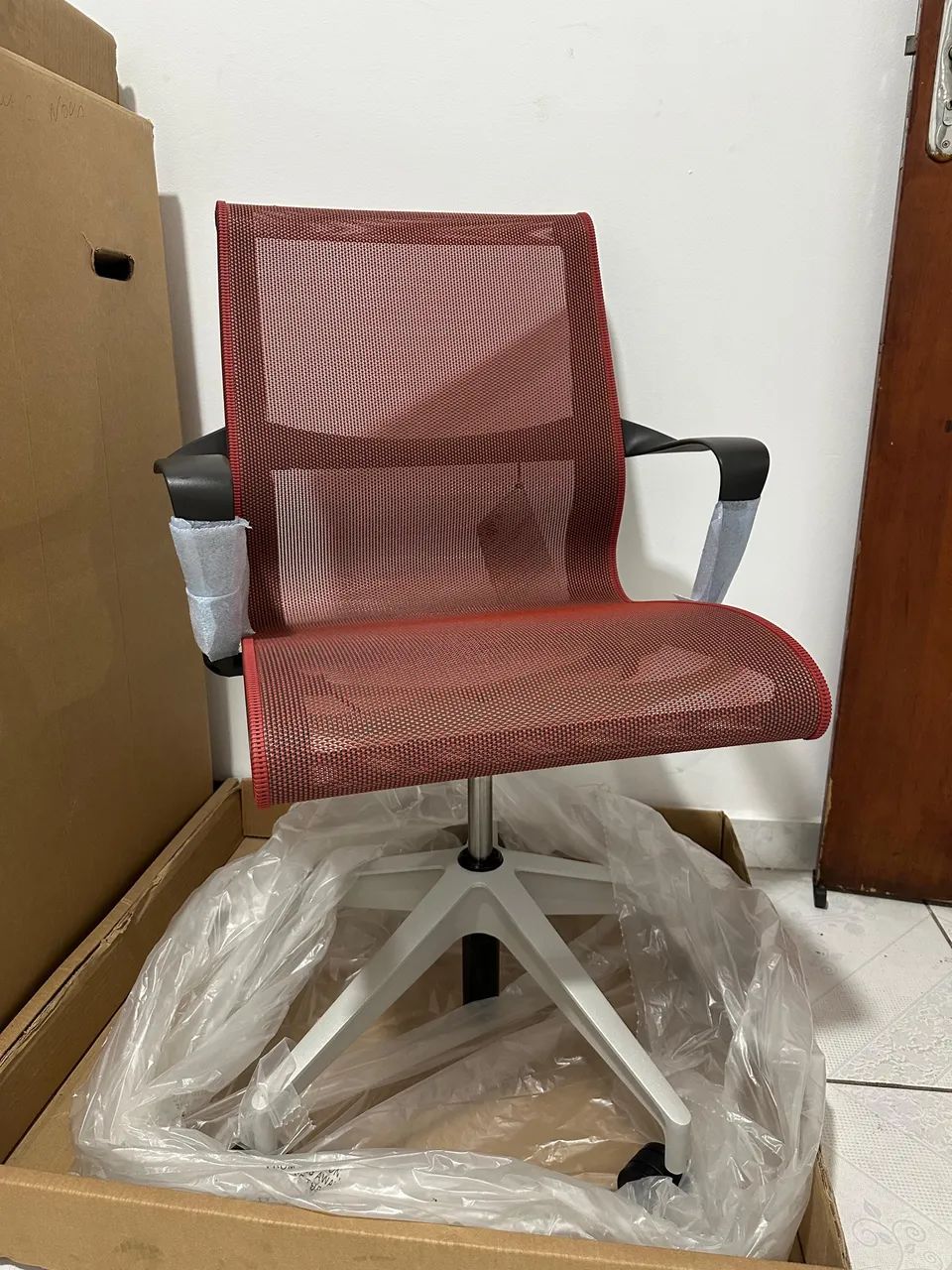 Cadeira Herman Miller Setu  - Foto 2