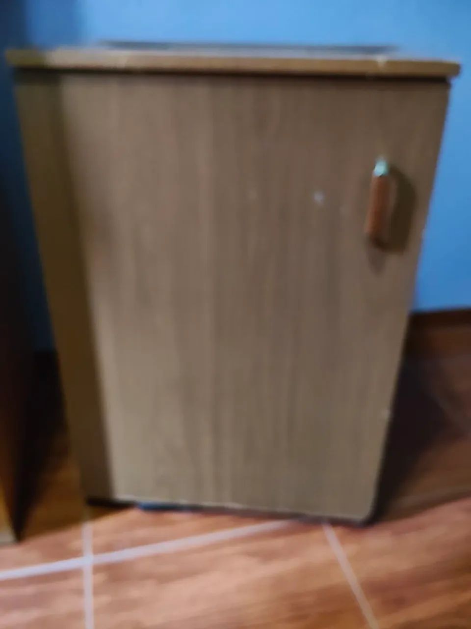 Máquina de costura Singer com gabinete  - Foto 2