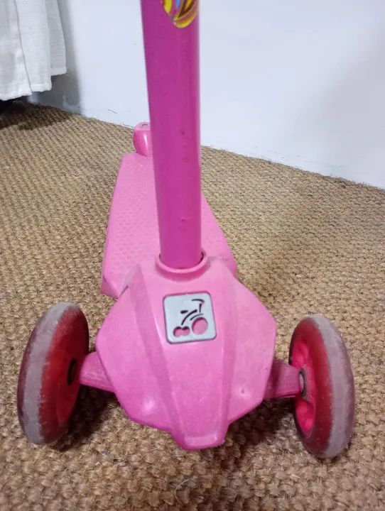 Patinete infantil rosa - Foto 3