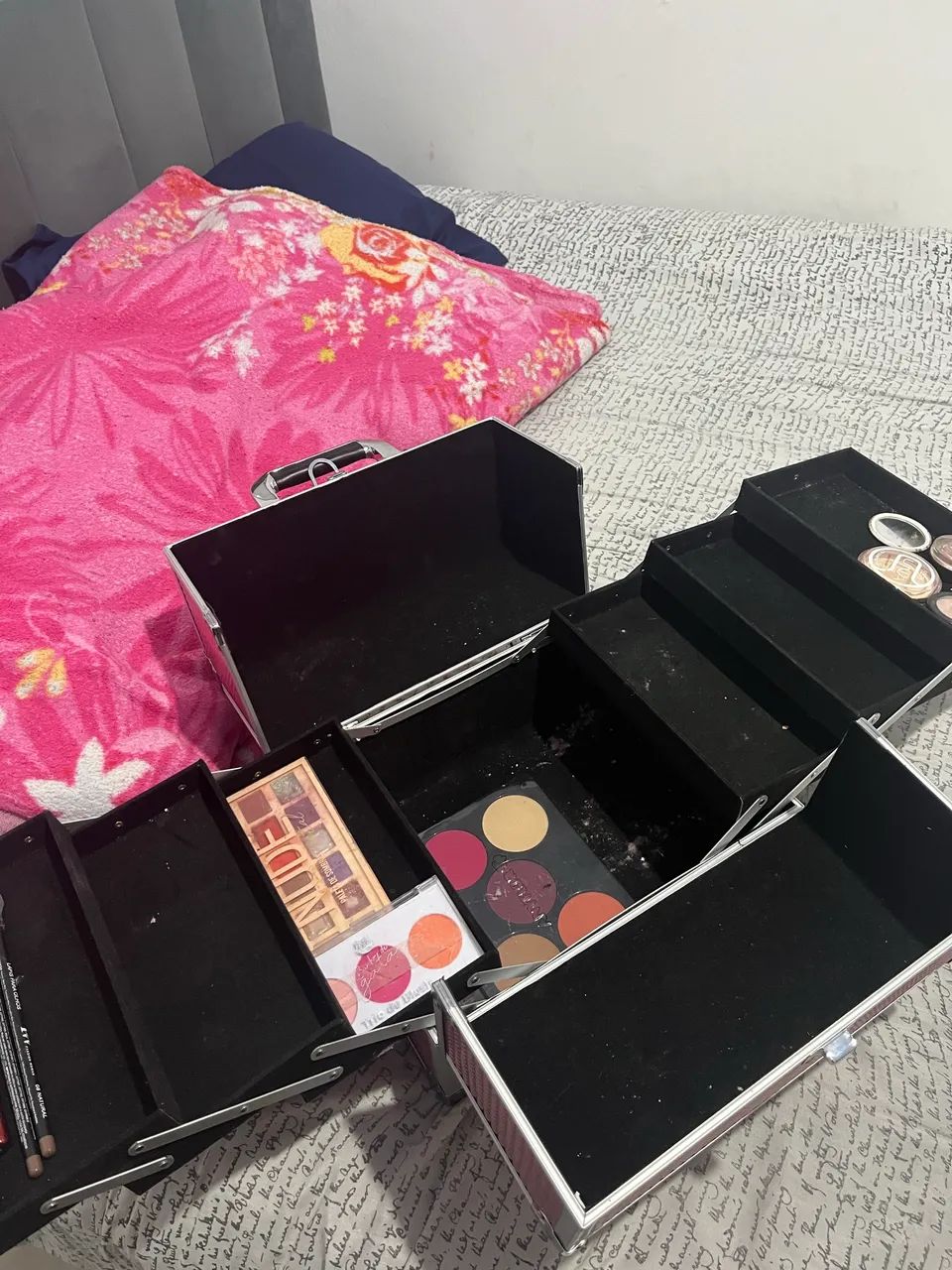 Maleta de maquiagem 64319605161218121