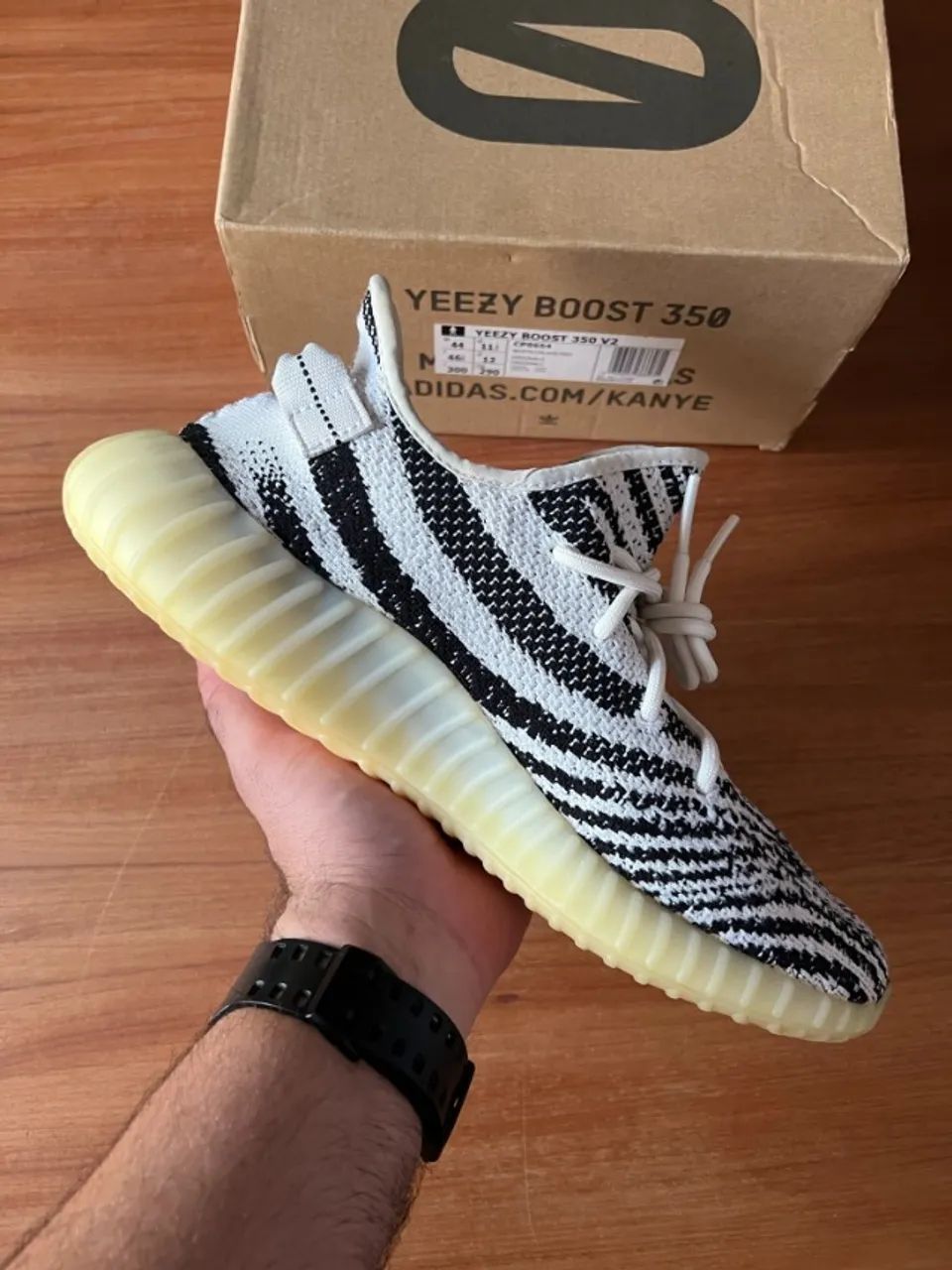 Vs Fake Yeezy V2 Pull Tab Adidas Yeezy V1 Yeezy Static V1
