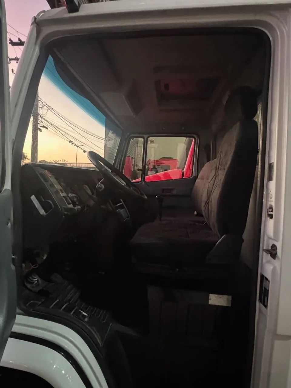 Mercedes 710 - Foto 4